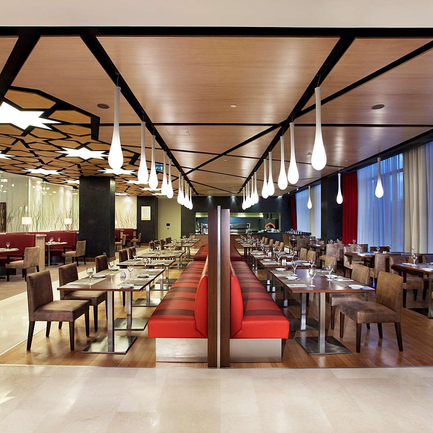 Hilton Garden Inn Konya Restaurant photo